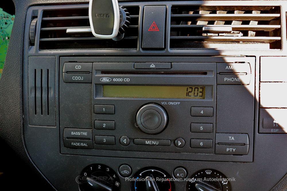 Radio 6000 CD Reparatur Ford Fiesta MK6